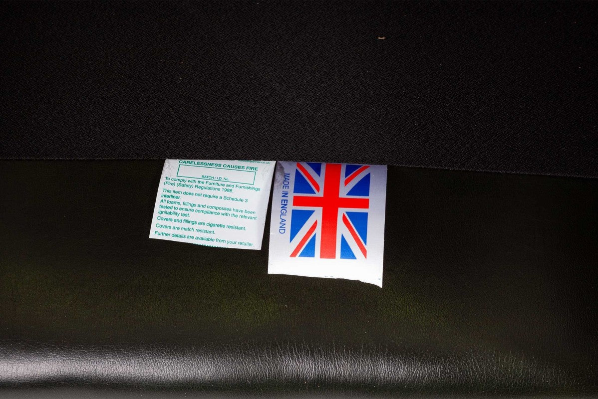 Divano chesterfield club nuovo originale inglese 3 posti verde anticato